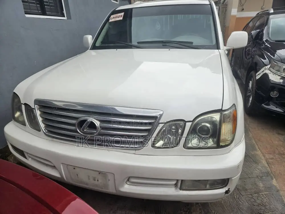 Lexus LX 470 AWD 2003 White