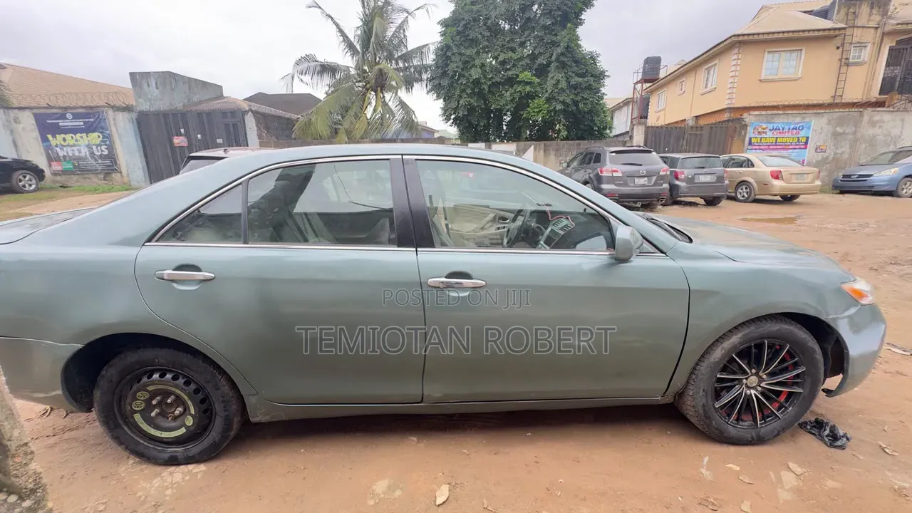 Toyota Camry LE 4dr Sedan (2.4L 4cyl 5A) 2008 Green