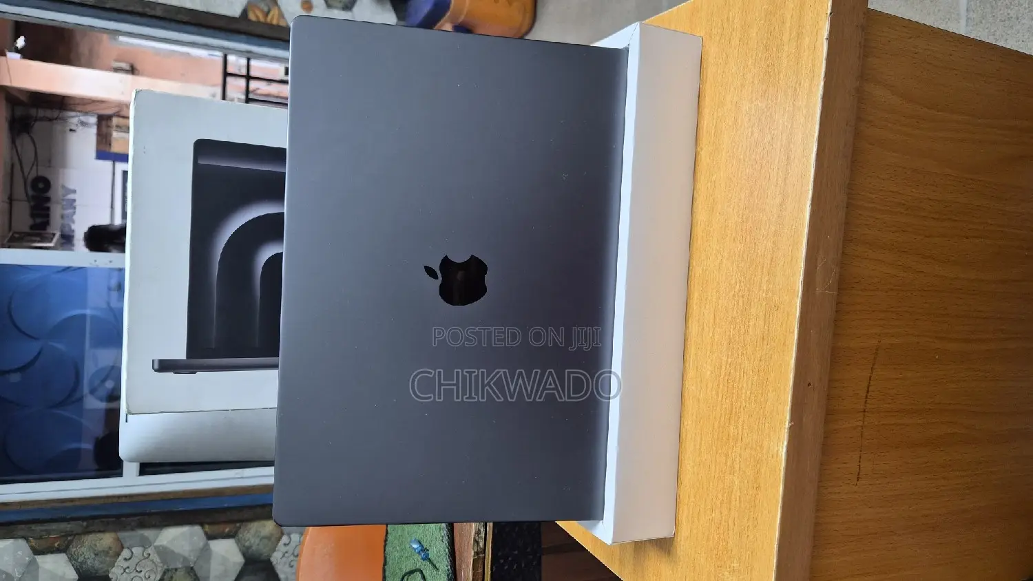 Laptop Apple MacBook Pro 2023 M3 Pro 18GB Apple M3 Pro SSD 512GB