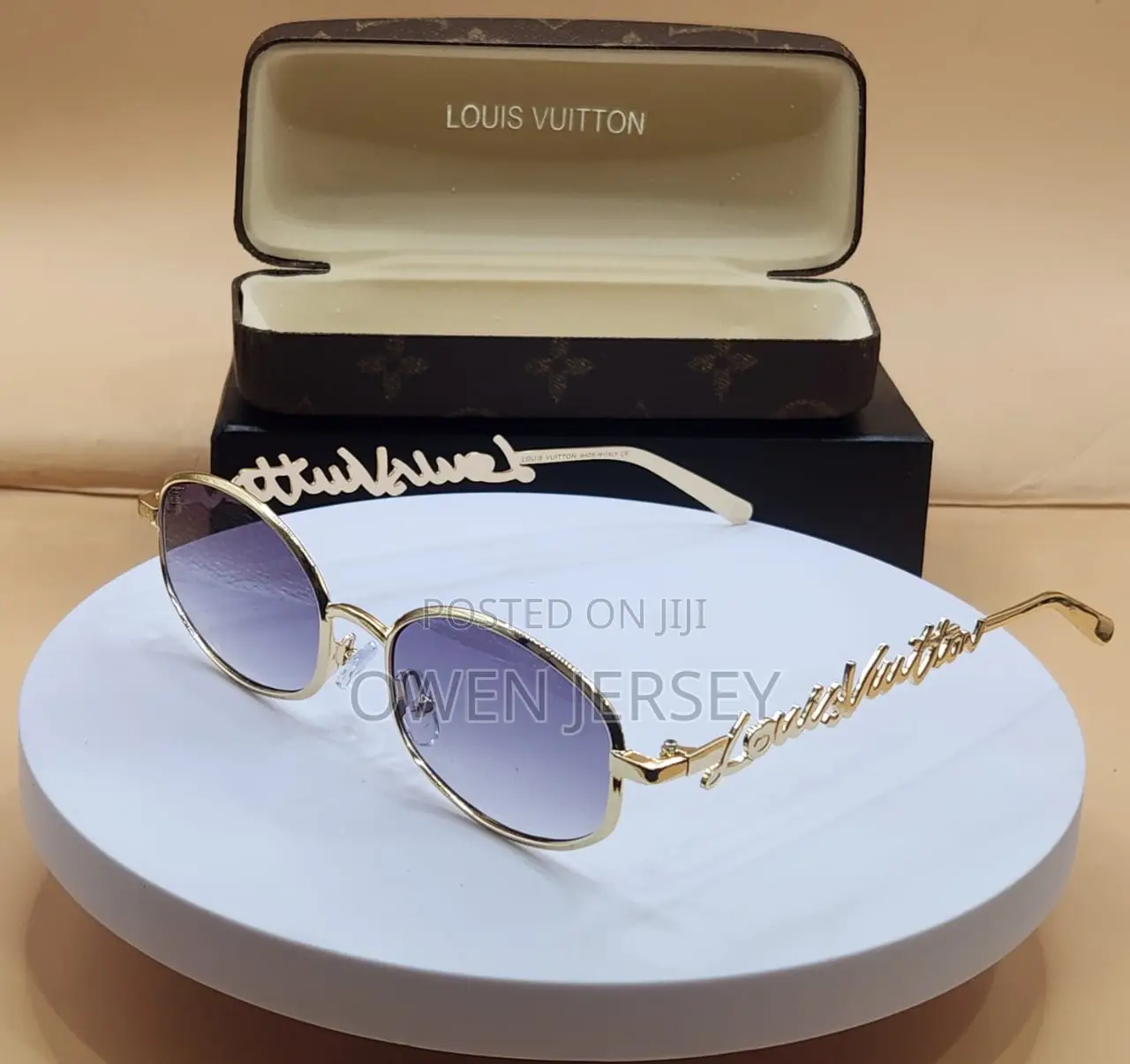 Louis Vuitton Gold-Tone Oval Sunglasses – Gradient Brown Lenses
