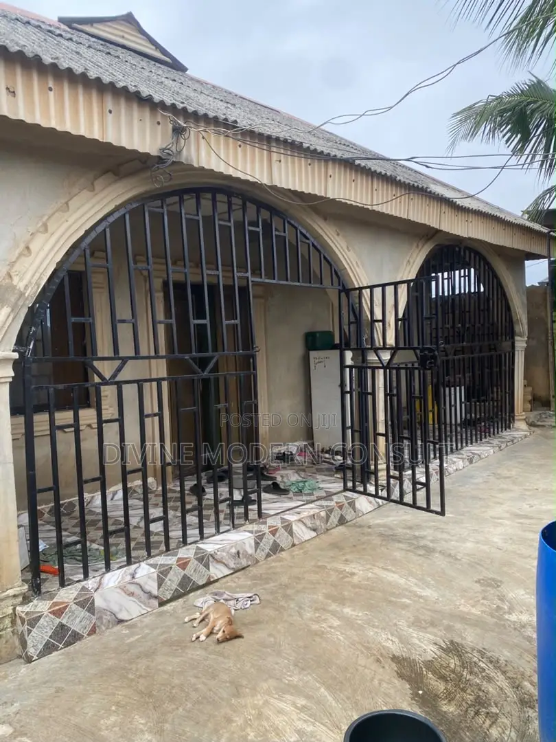 4bdrm House in Lagos State for sale