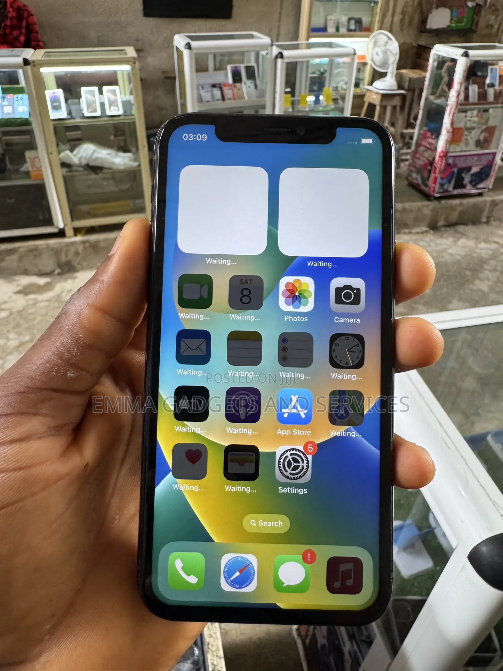 Apple iPhone 11 Pro 64 GB Gray