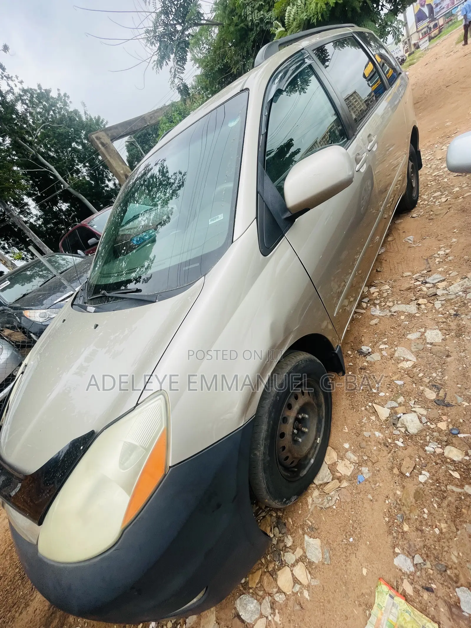 Toyota Sienna LE AWD 2005 Gold