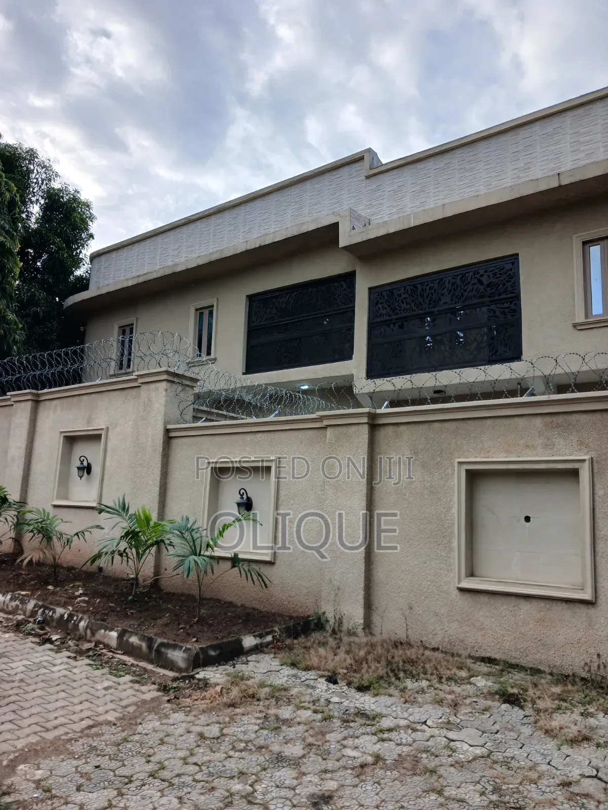 5bdrm Duplex in Wuse 2 for rent