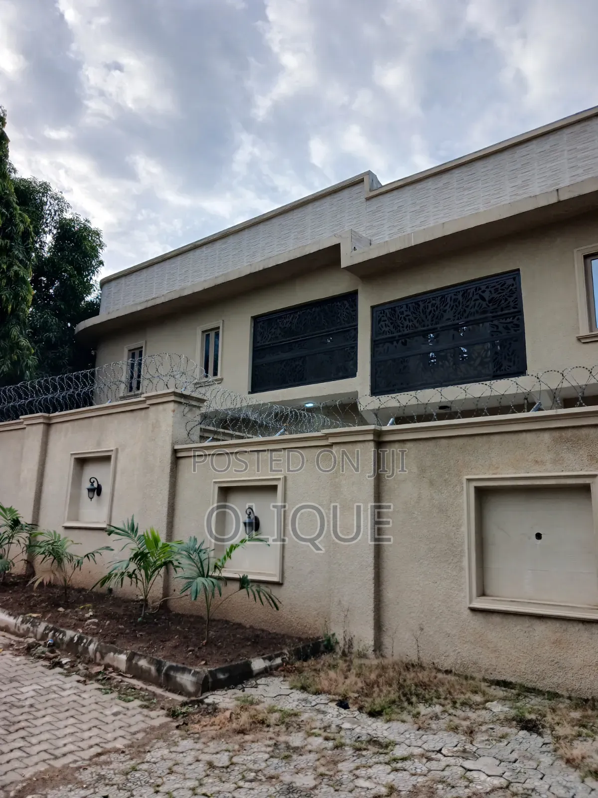 5bdrm Duplex in Wuse 2 for rent