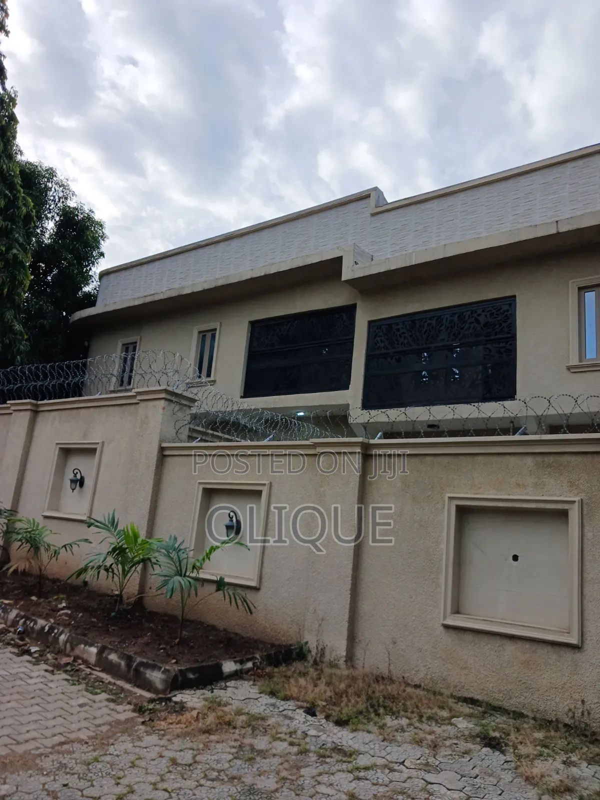 5bdrm Duplex in Wuse 2 for rent