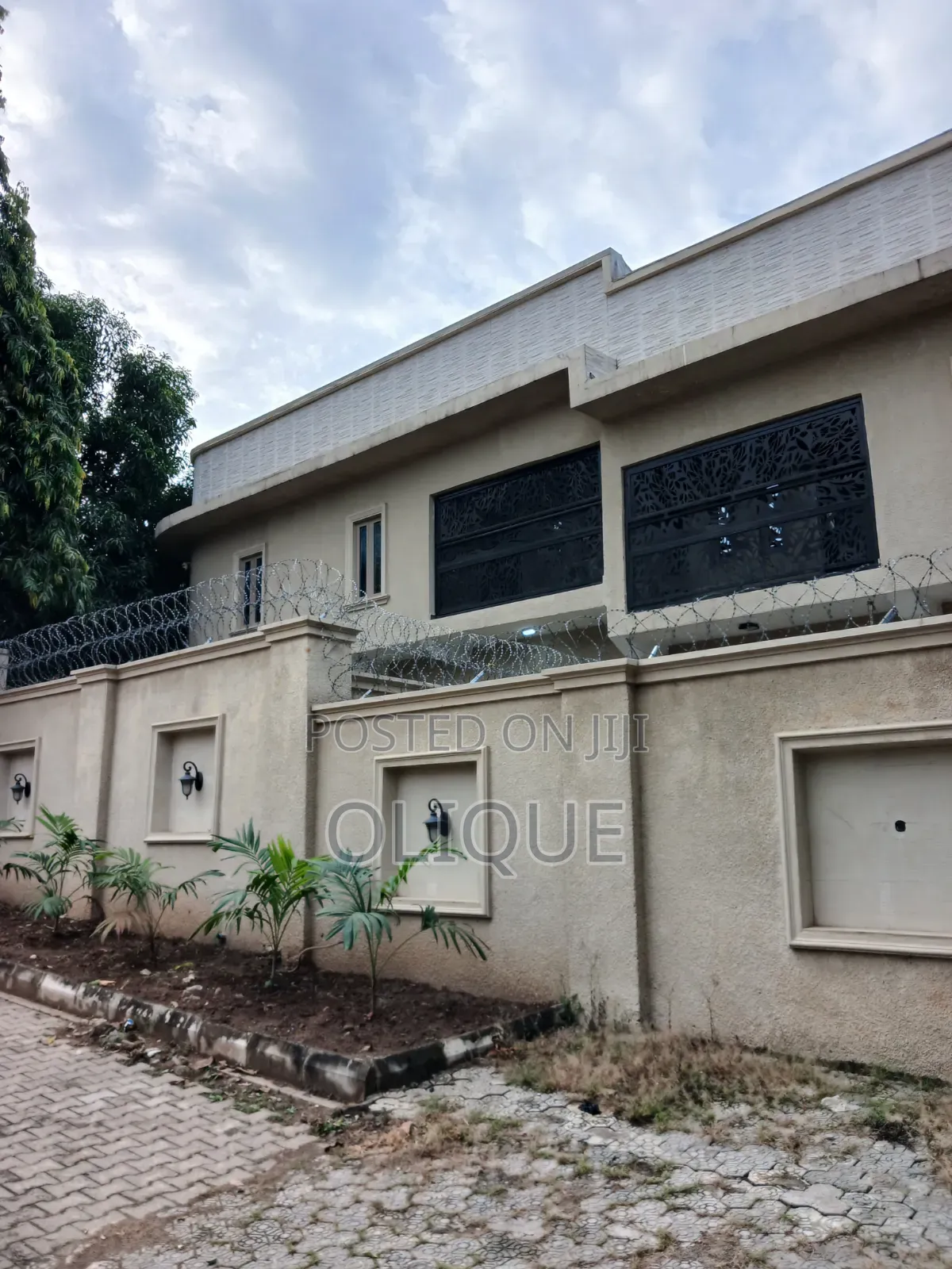 5bdrm Duplex in Wuse 2 for rent