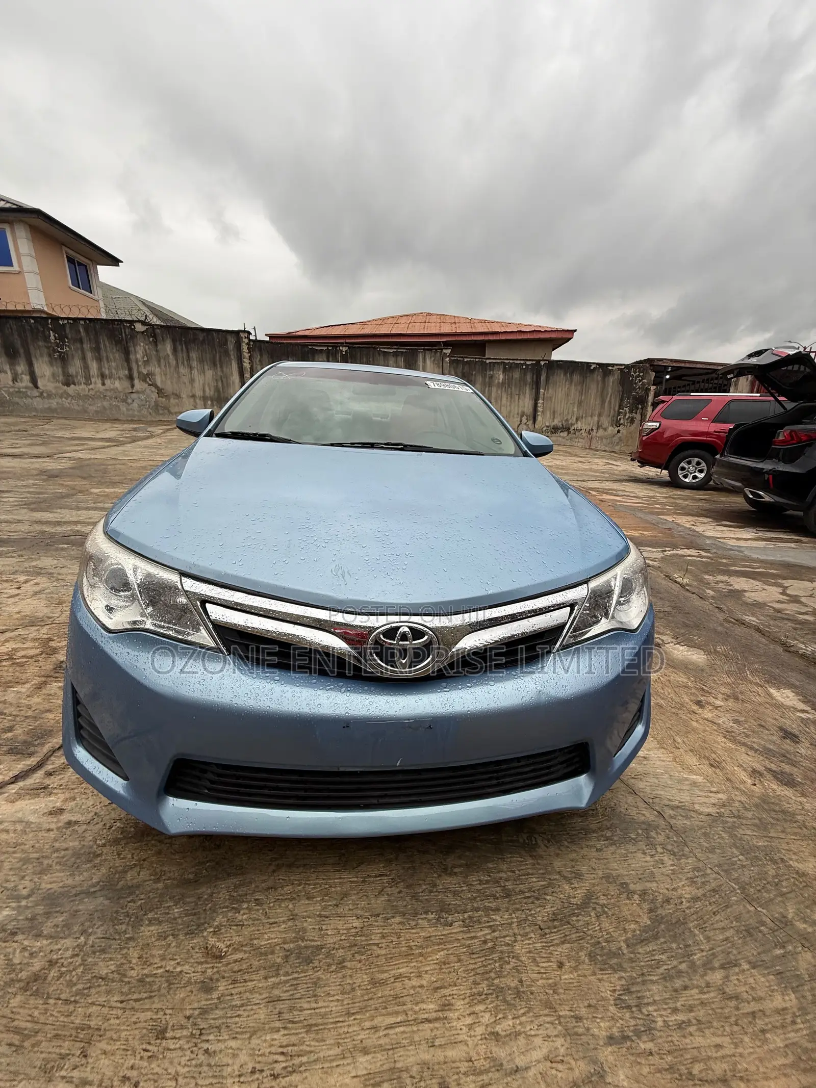 Toyota Camry LE 4dr Sedan (2.5L 4cyl 6A) 2013 Blue