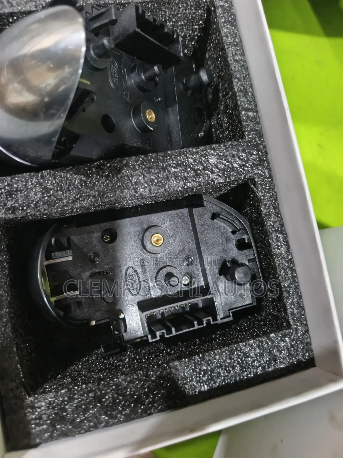 High Quality Certified Steering Button Range Rover Vogue 2015 Model.
