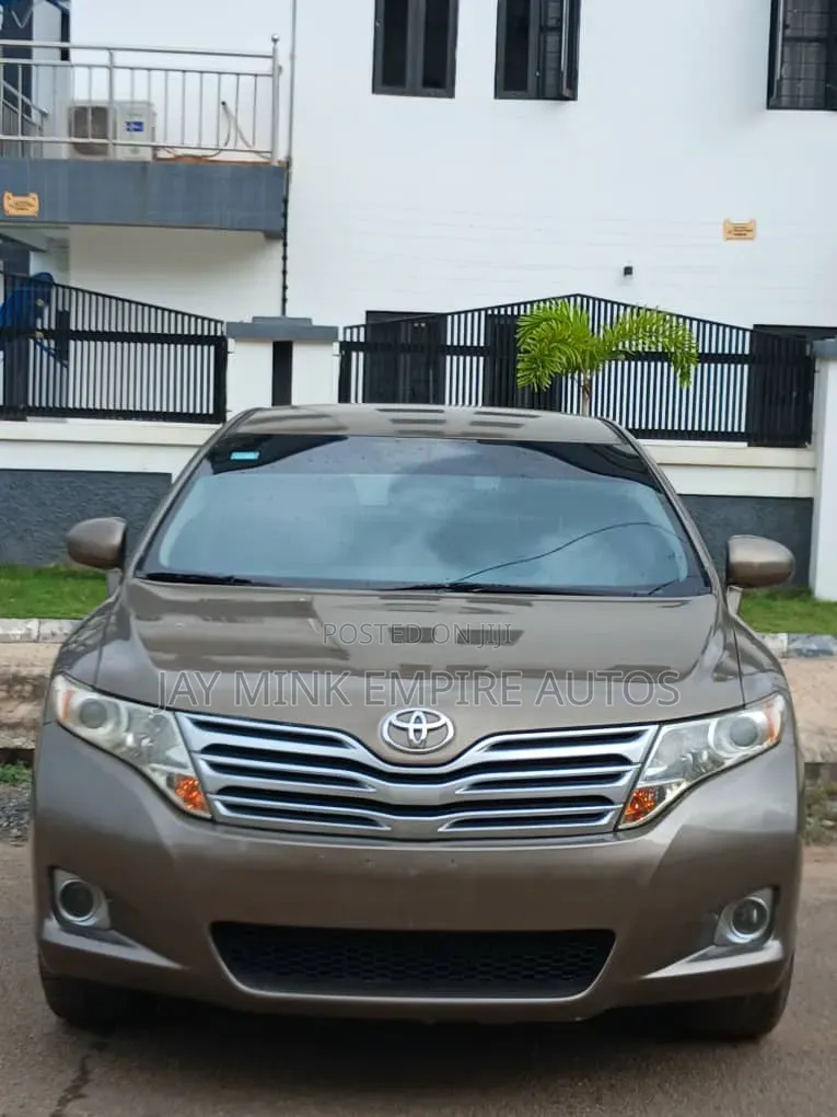 Toyota Venza 2010 Brown