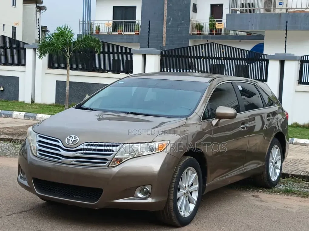 Toyota Venza 2010 Brown