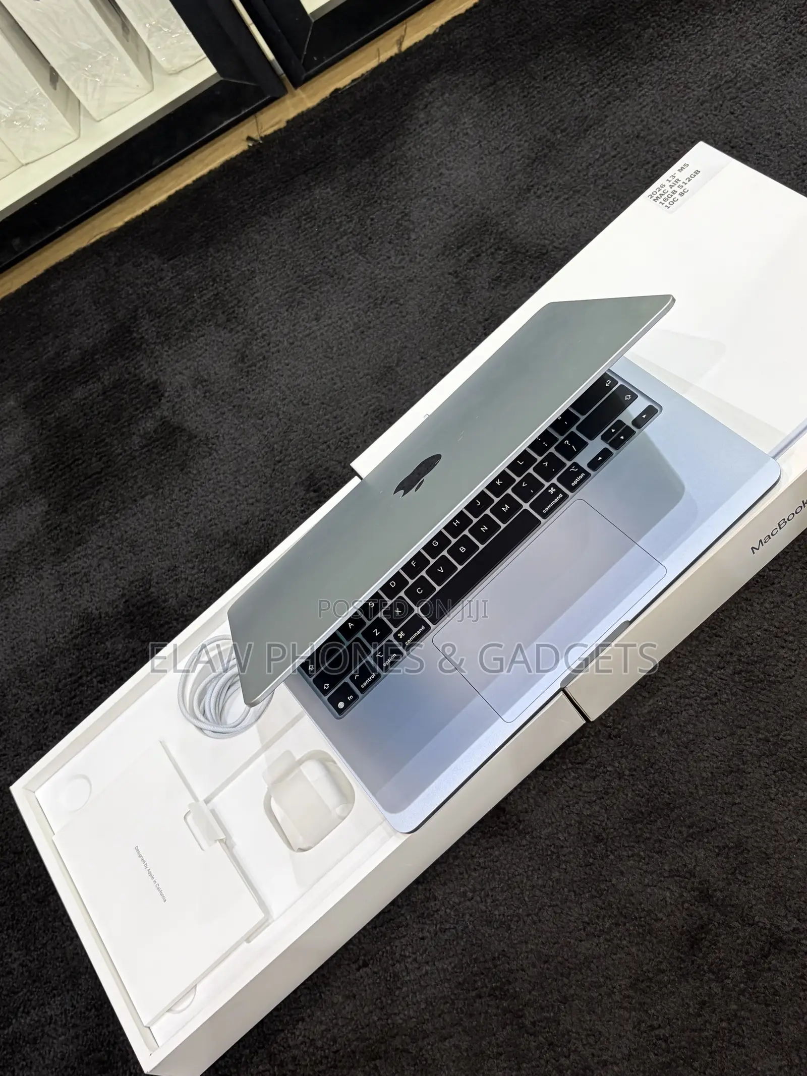 Laptop Apple MacBook Air 2026 M5 16GB Apple M5 SSD 512GB