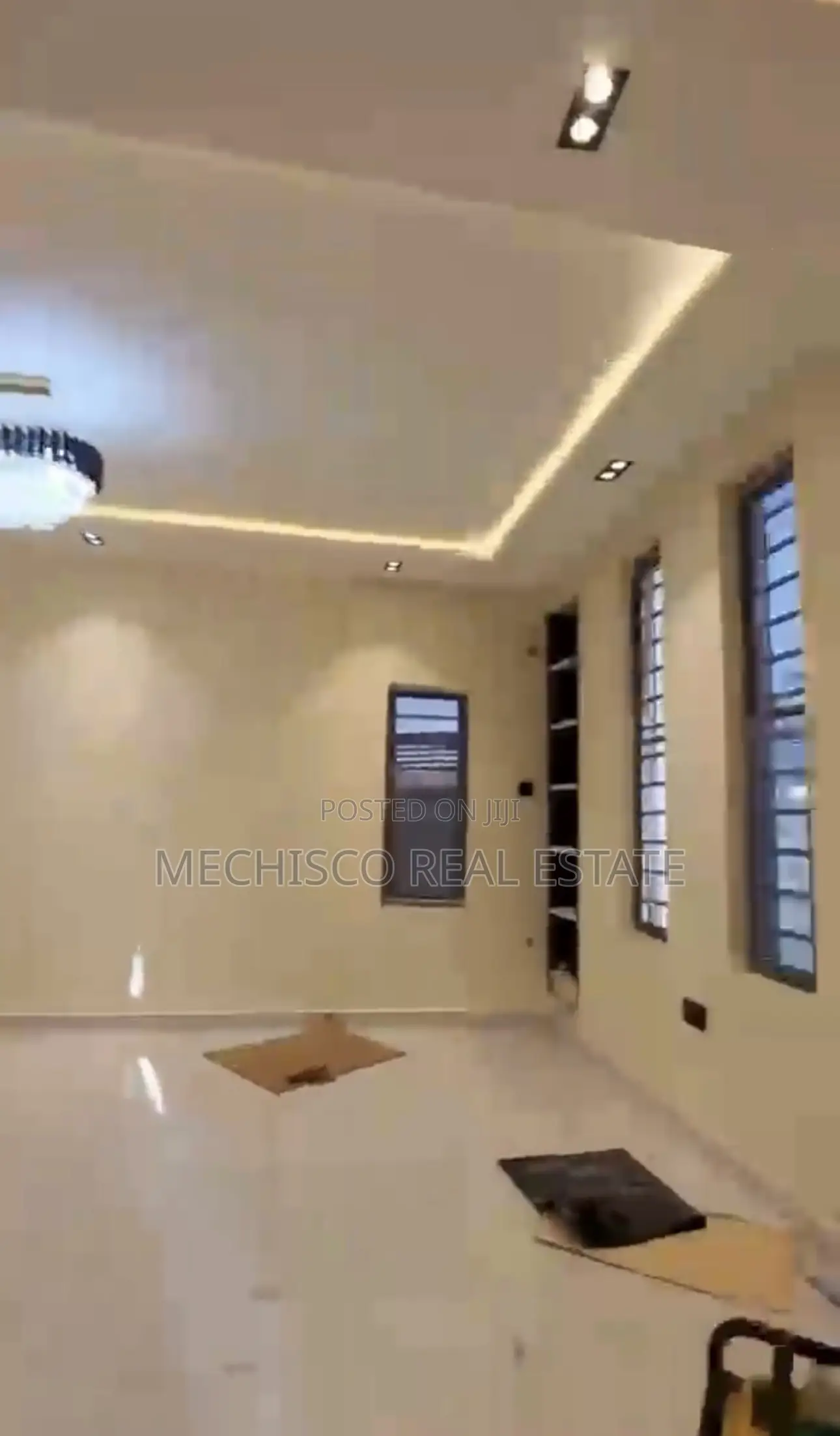 4bdrm Bungalow in Eliozu for sale