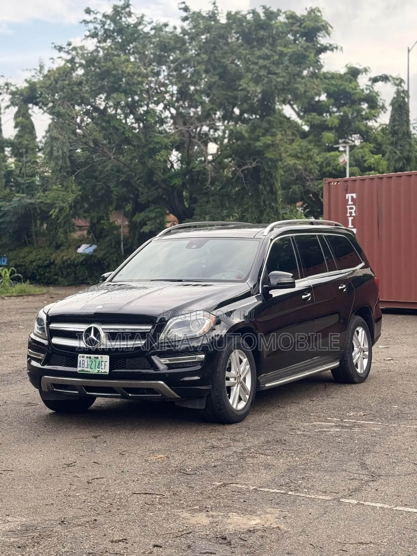 Mercedes-Benz GL-Class GL63 AMG 4dr SUV AWD (5.5L 8cyl Turbo 7A) 2015