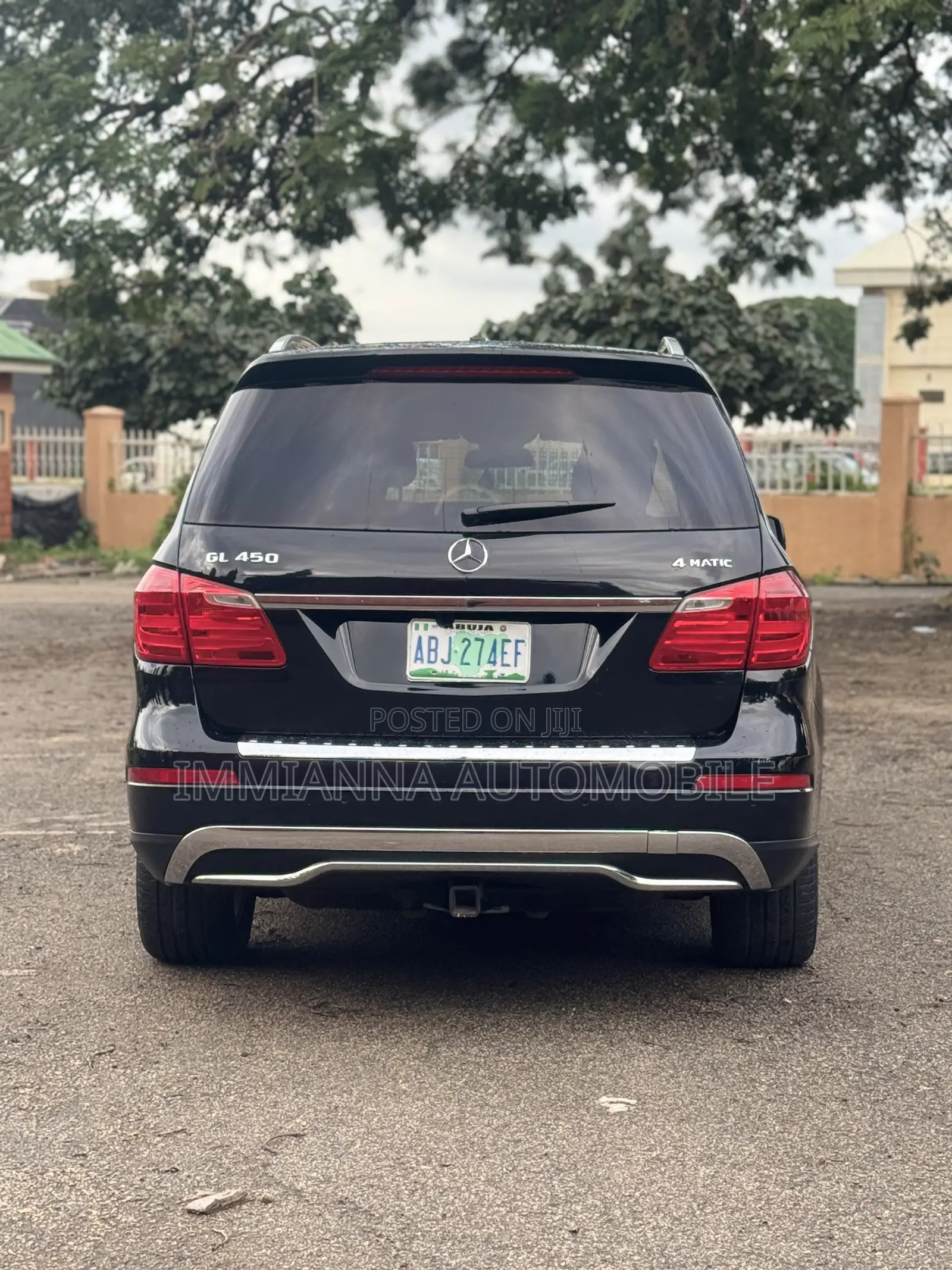 Mercedes-Benz GL-Class GL63 AMG 4dr SUV AWD (5.5L 8cyl Turbo 7A) 2015