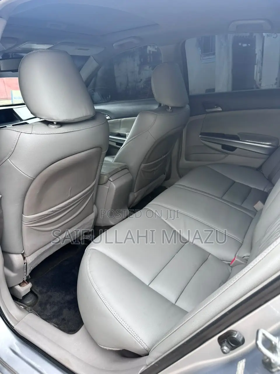 Honda Accord 2011 Silver