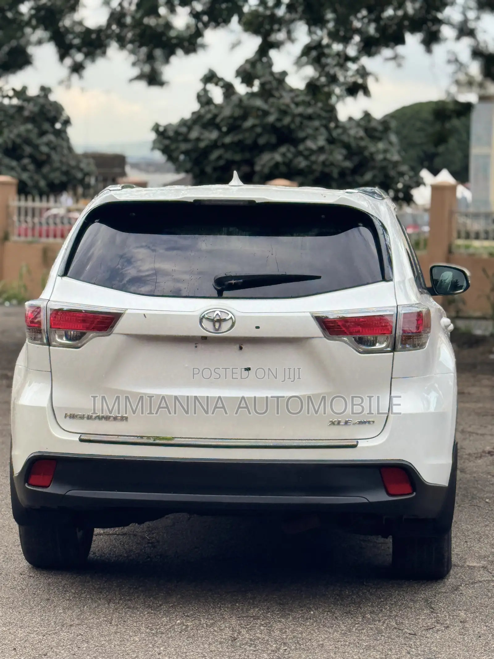 Toyota Highlander XLE V6 4x2 (3.5L 6cyl 6A) 2016 White
