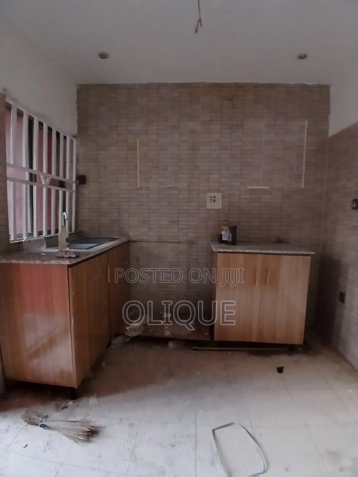 2bdrm Block of Flats in Wuse 2 for rent