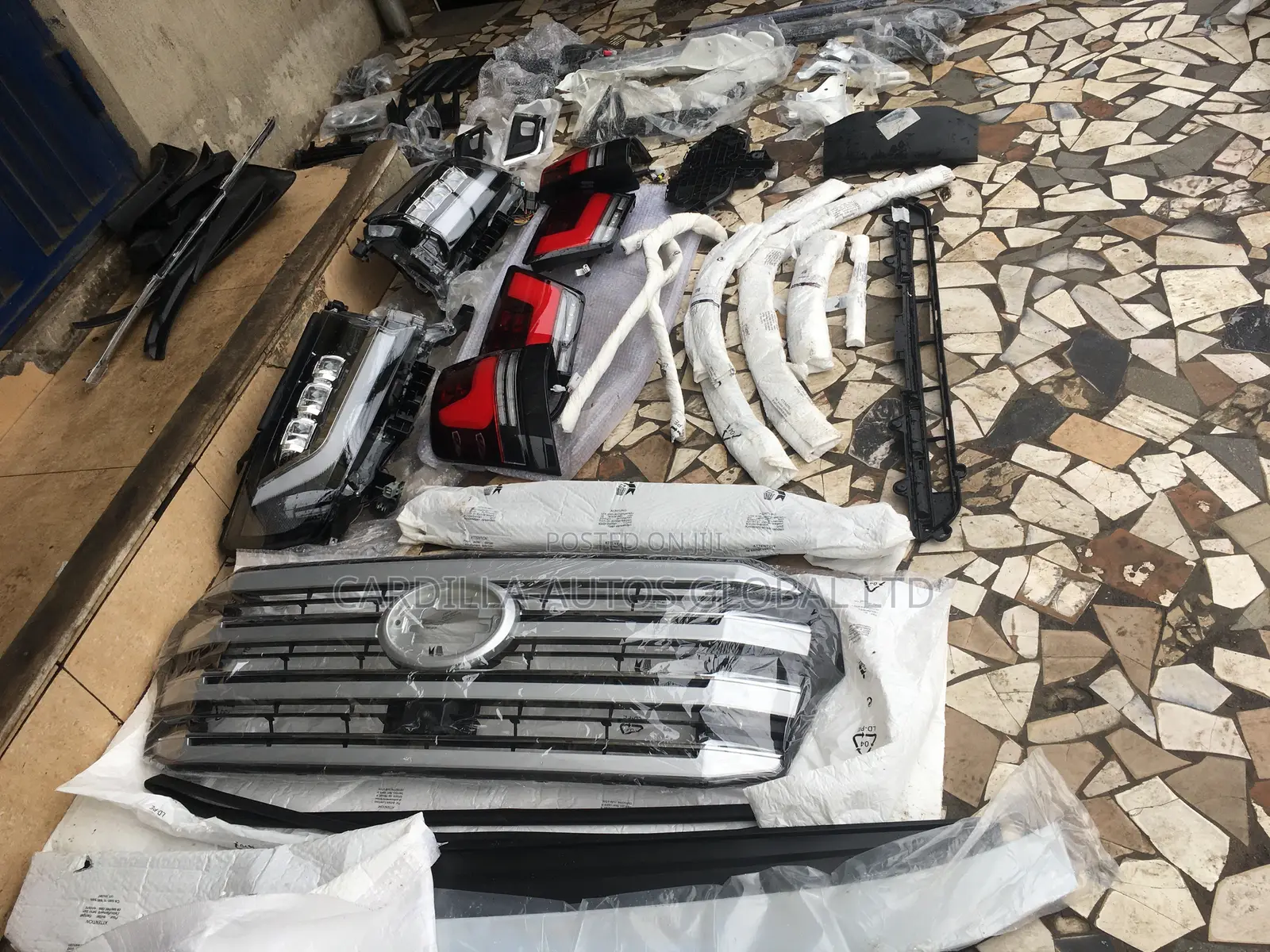 Upgrade Kit Toyota Land Cruiser 2023 Big Head Light