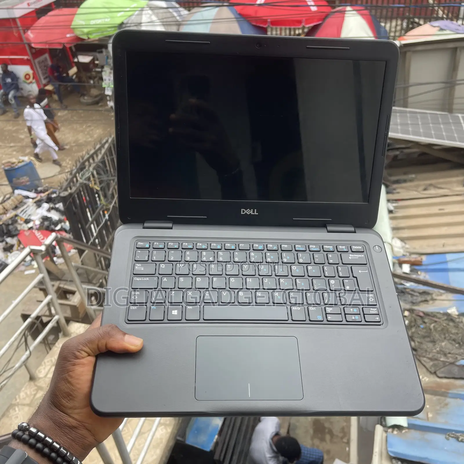 Laptop Dell Latitude 3310 8GB Intel Core i3 SSD 256GB