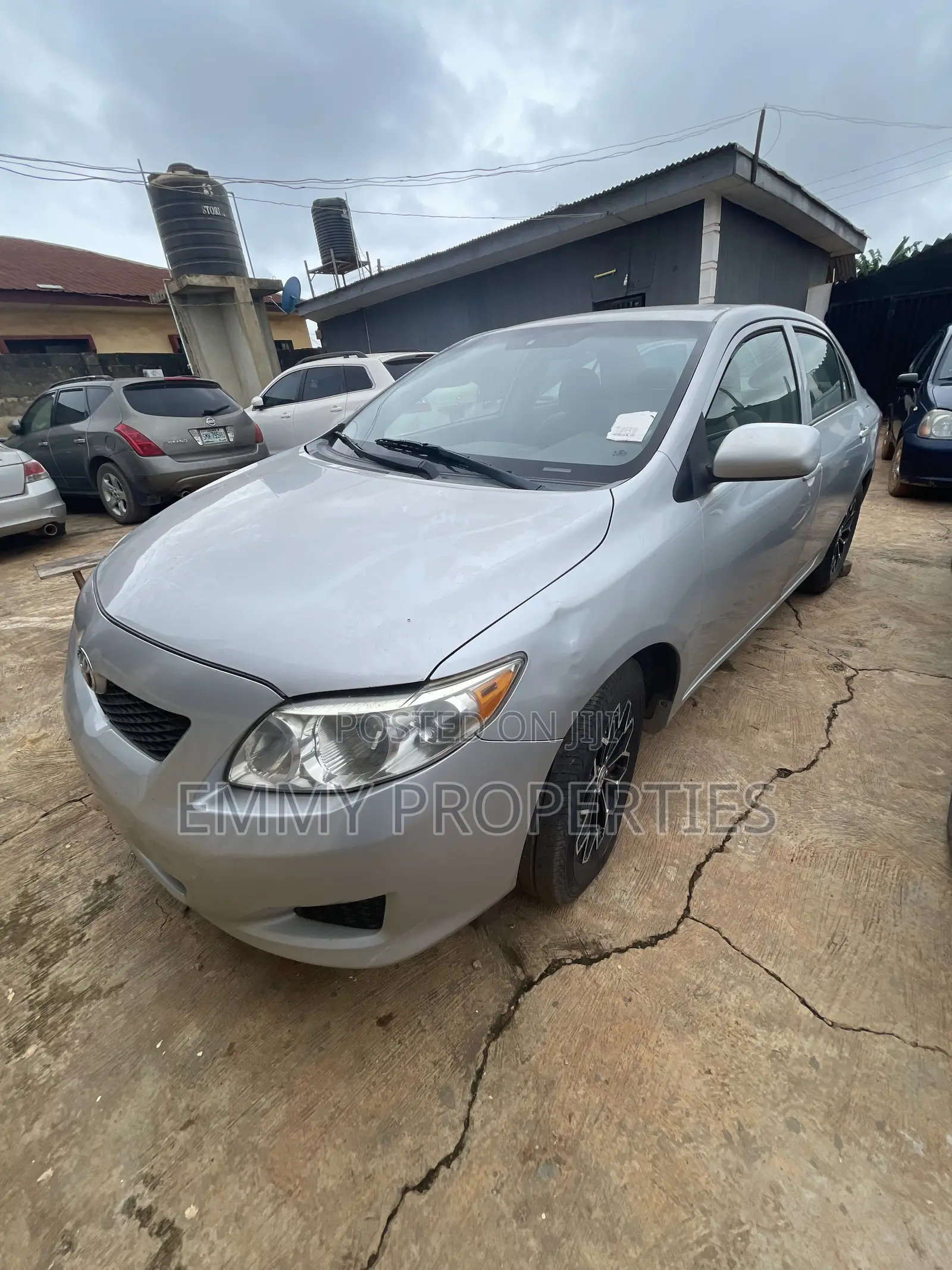 Toyota Corolla LE 4dr Sedan (1.8L 4cyl 4A) 2010 Silver