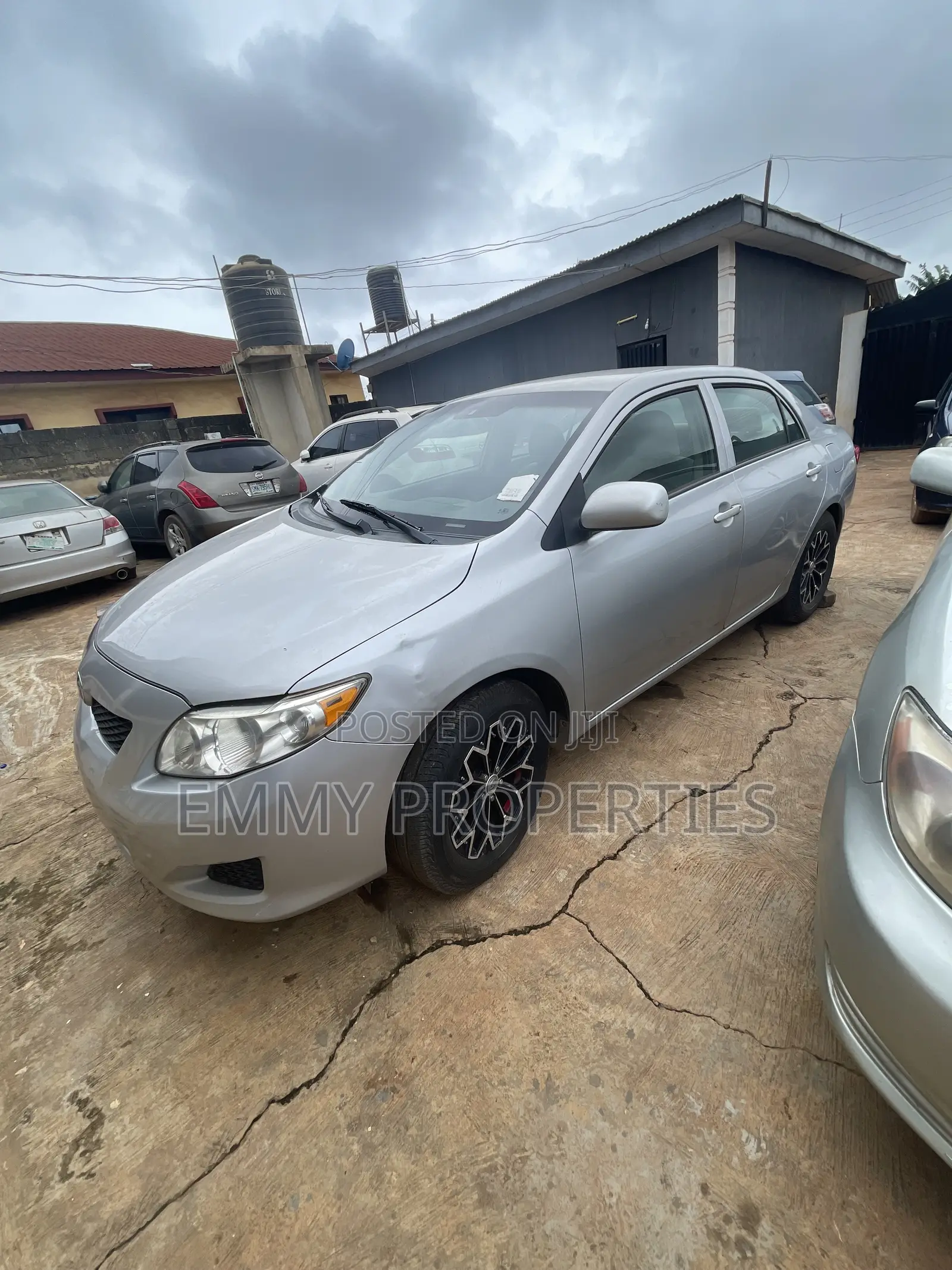 Toyota Corolla LE 4dr Sedan (1.8L 4cyl 4A) 2010 Silver