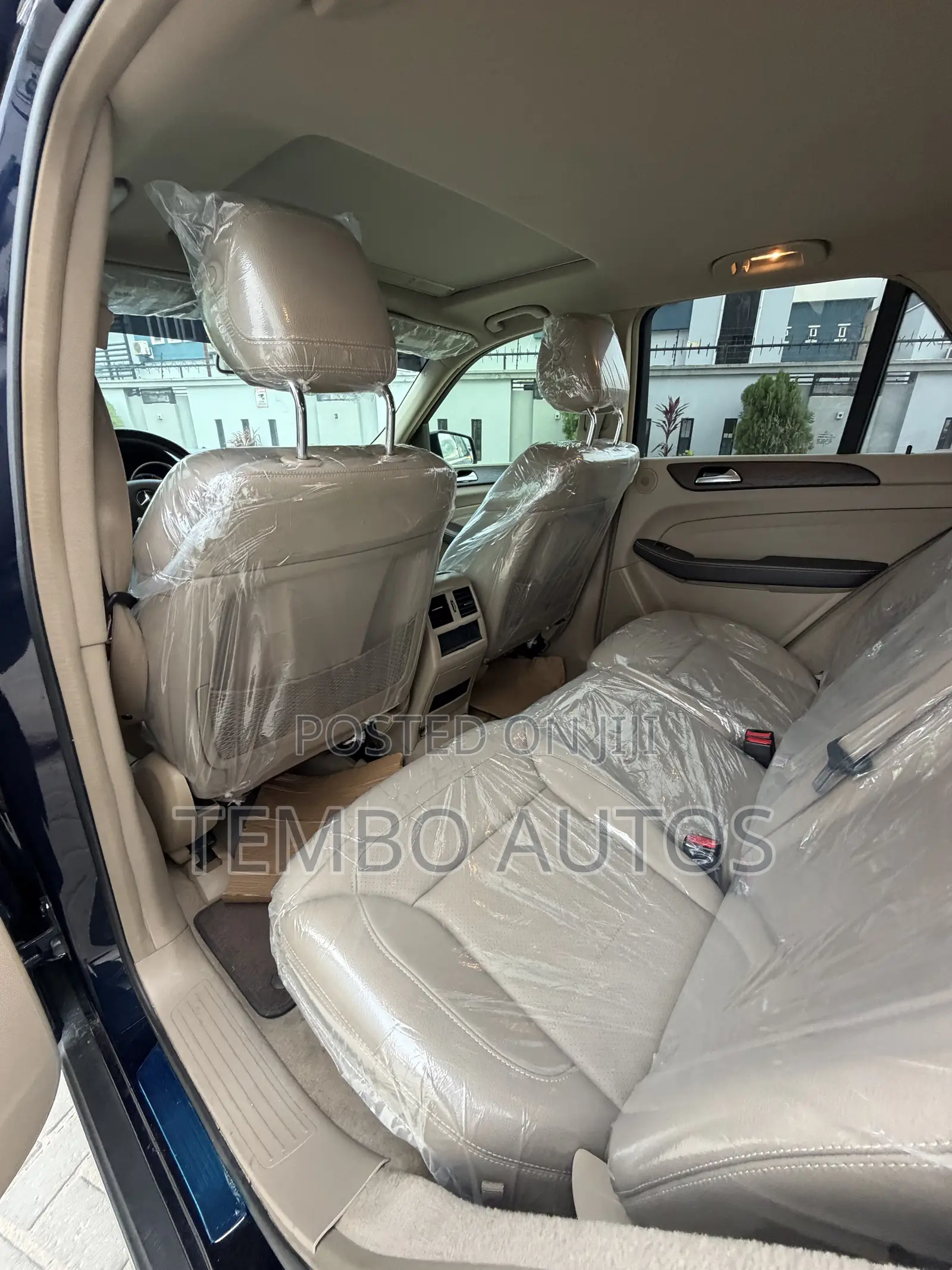 Mercedes-Benz M Class ML350 4dr SUV (3.5L 6cyl 7A) 2015 Blue