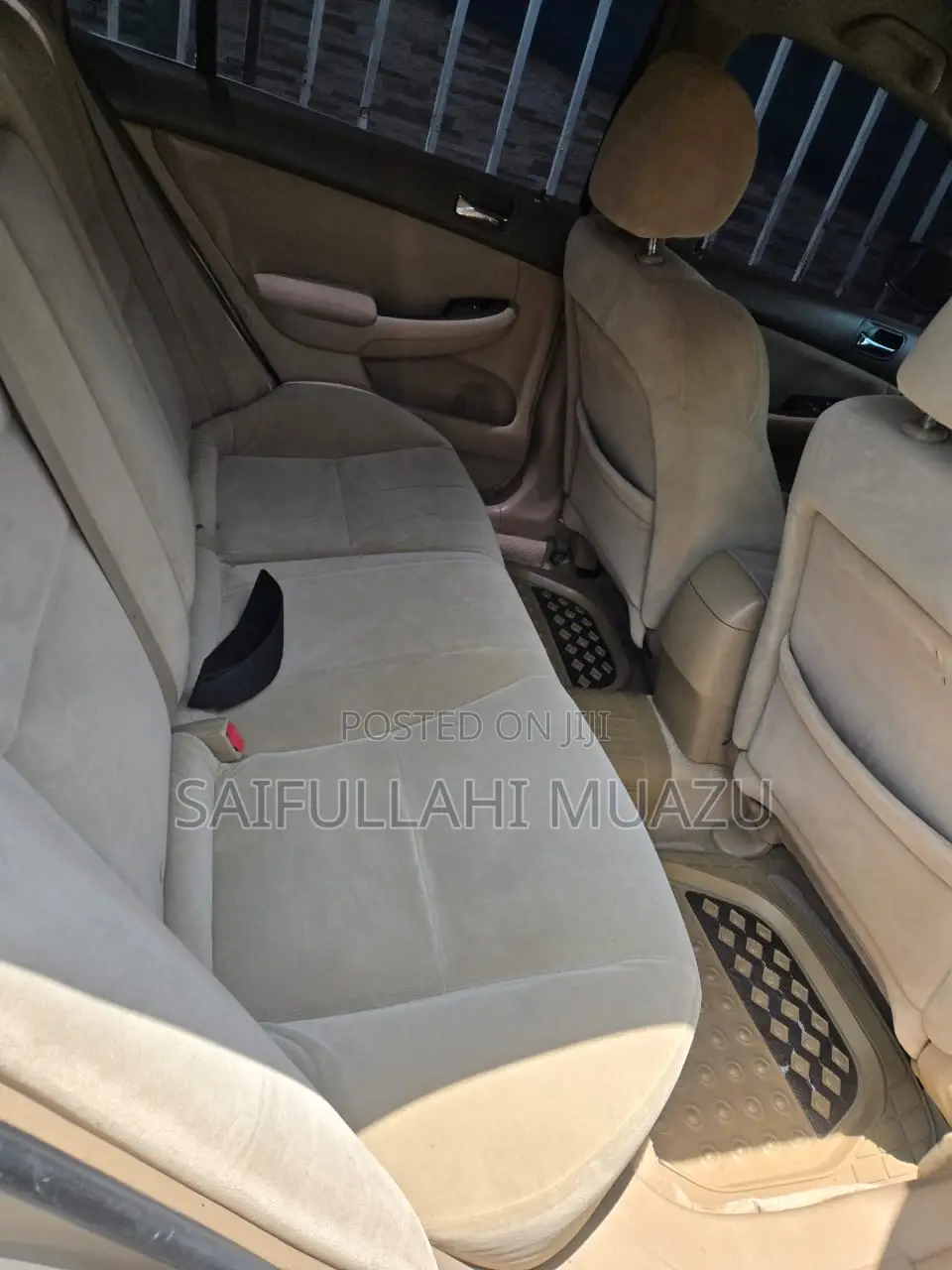 Honda Accord 2006 Gold