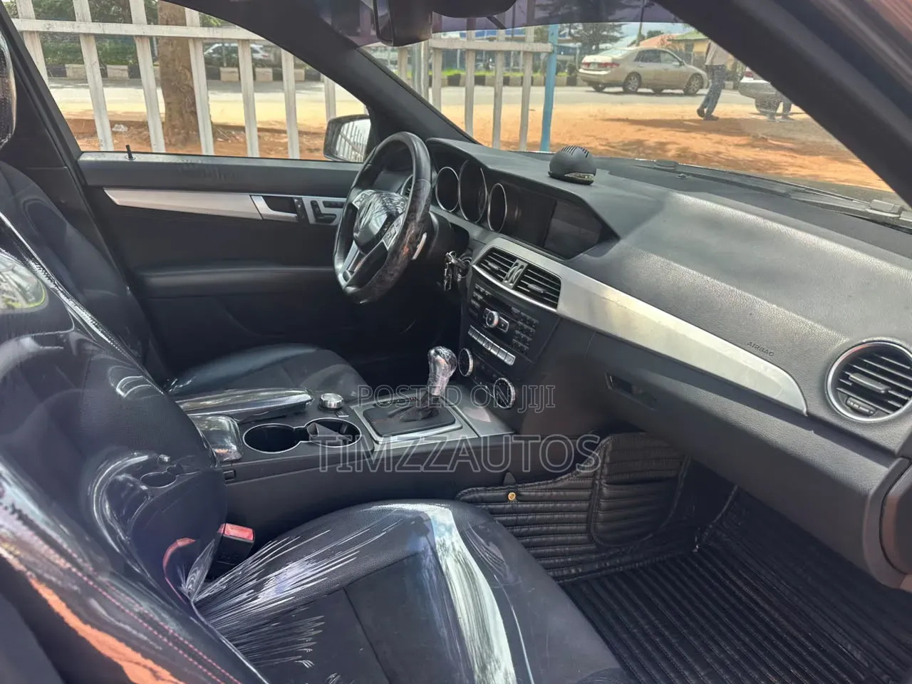 Mercedes-Benz C300 2013 Black