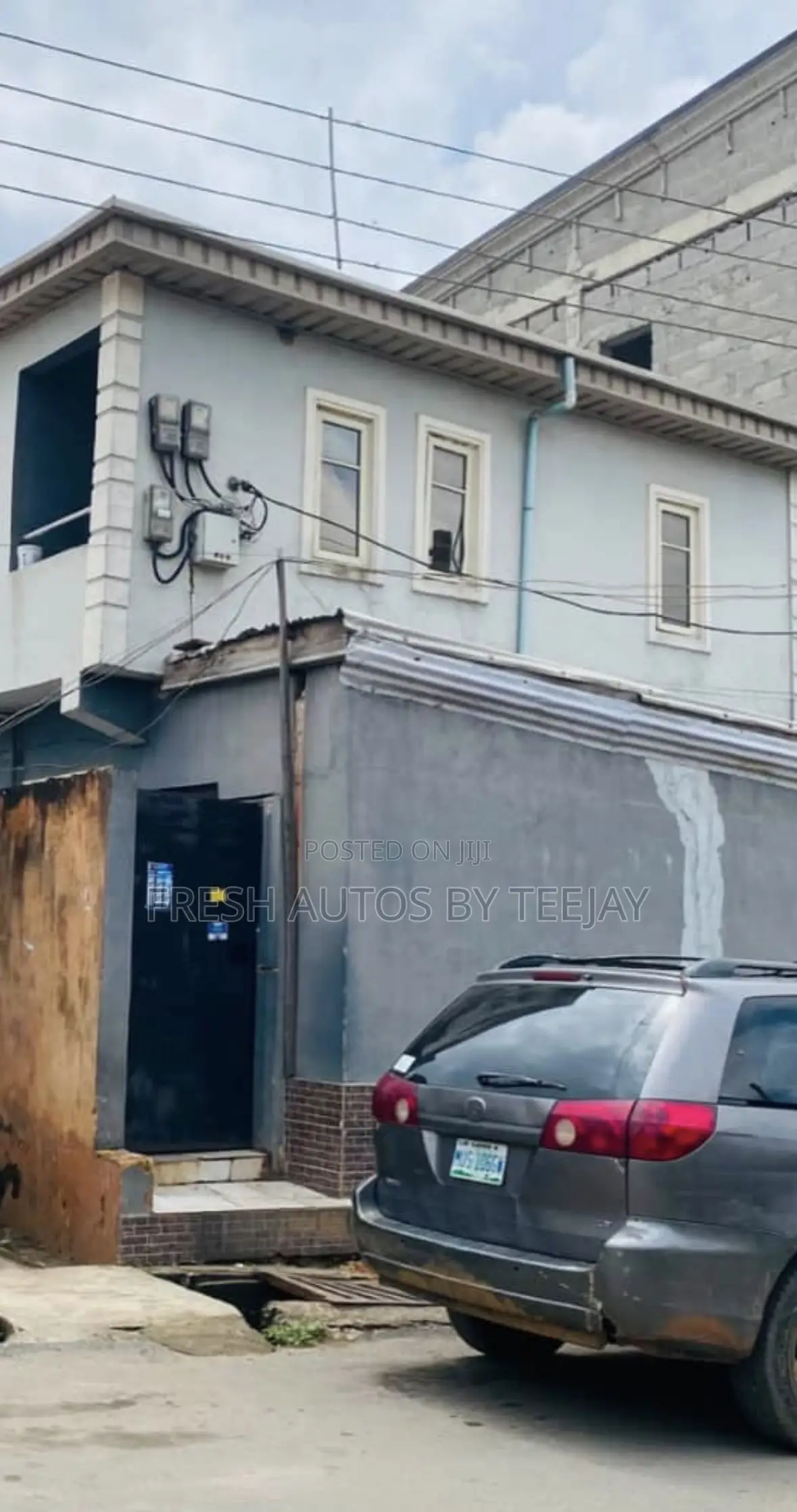 Mini Flat in Ogunbanwo Street for rent