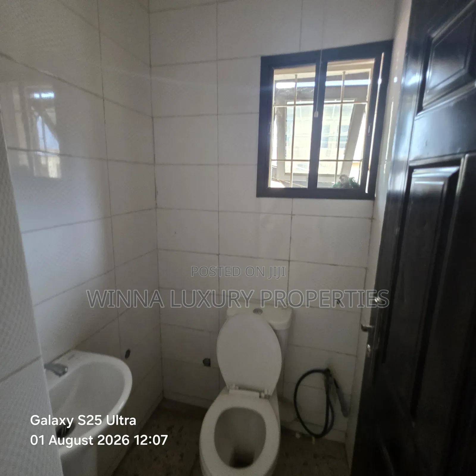 3bdrm Townhouse/Terrace in Von/Trademore Axis, Lugbe District for sale