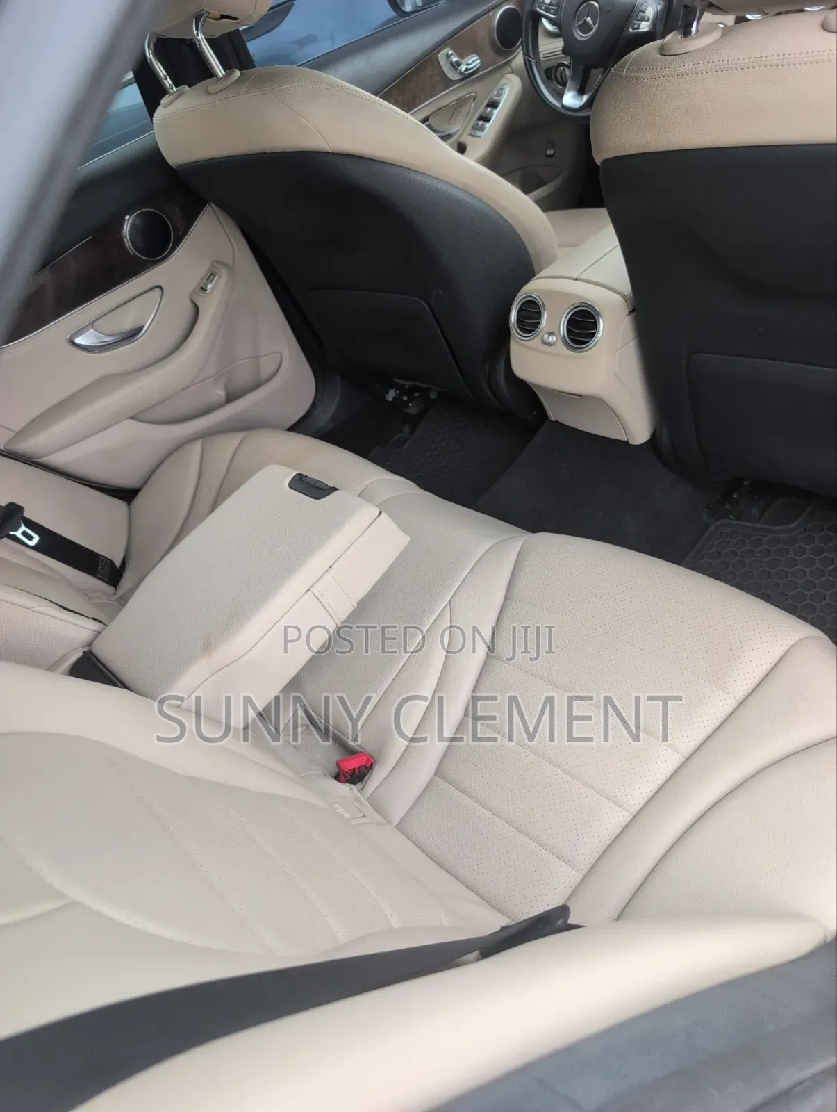 Mercedes-Benz C300 2016 Gray