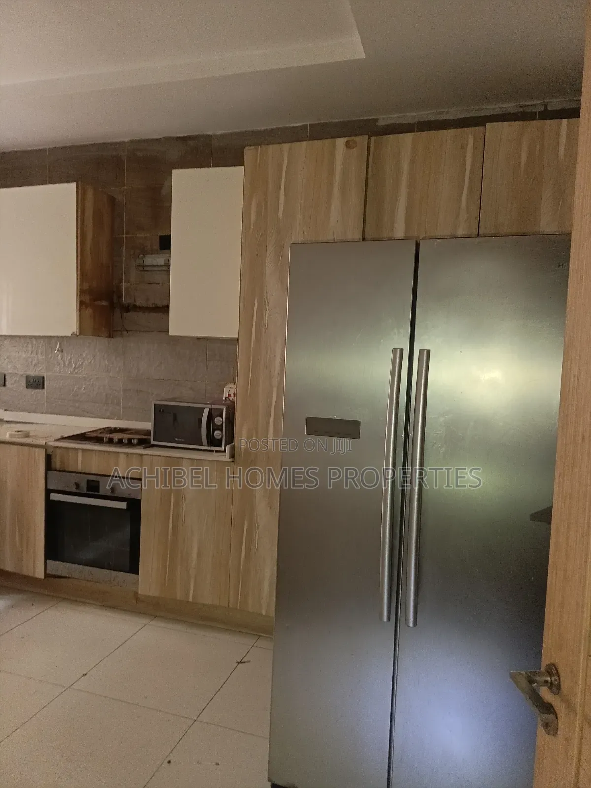 4bdrm Duplex in Off Admiralty Way, Lekki Phase 1 for rent
