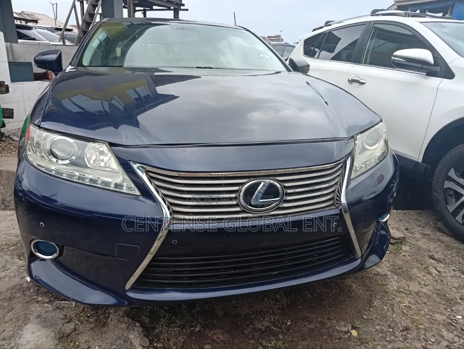 Lexus ES 2014 Blue