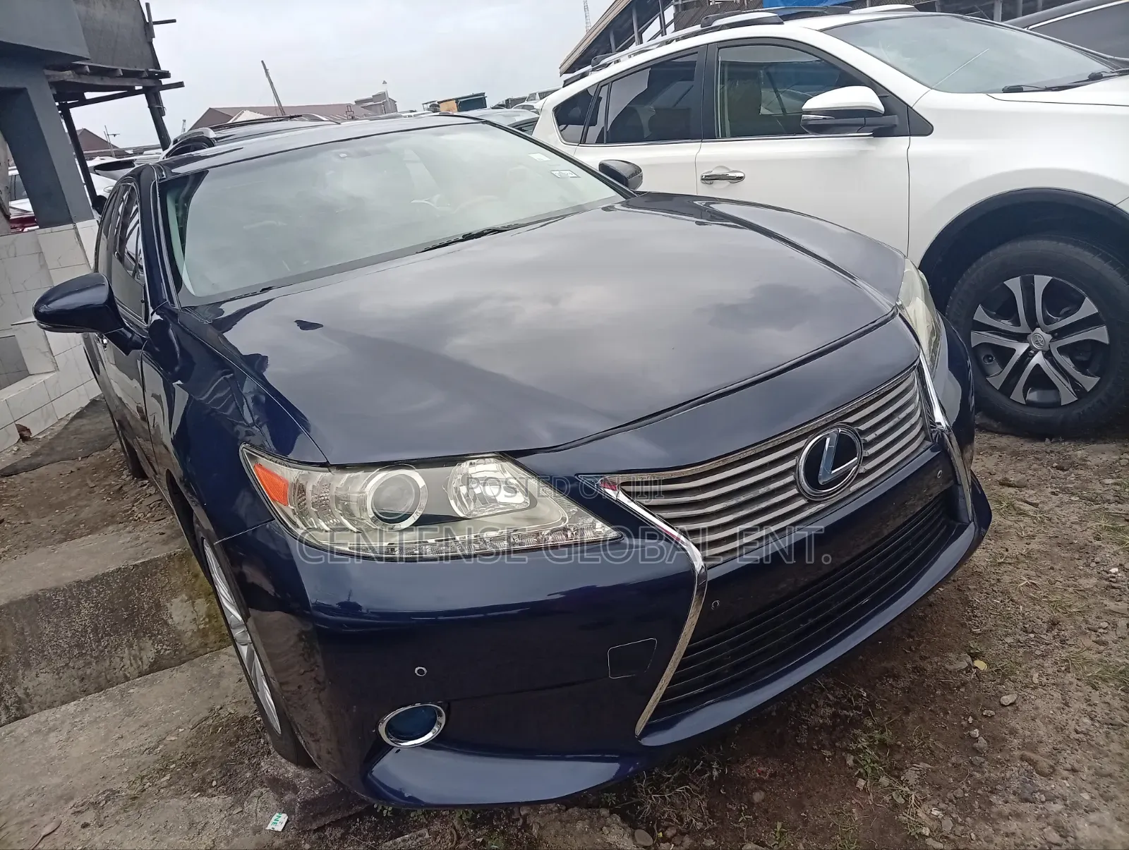 Lexus ES 2014 Blue