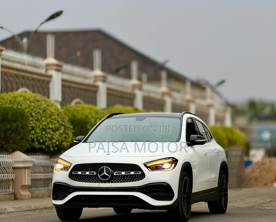 Mercedes-Benz GLA 250 2023 White