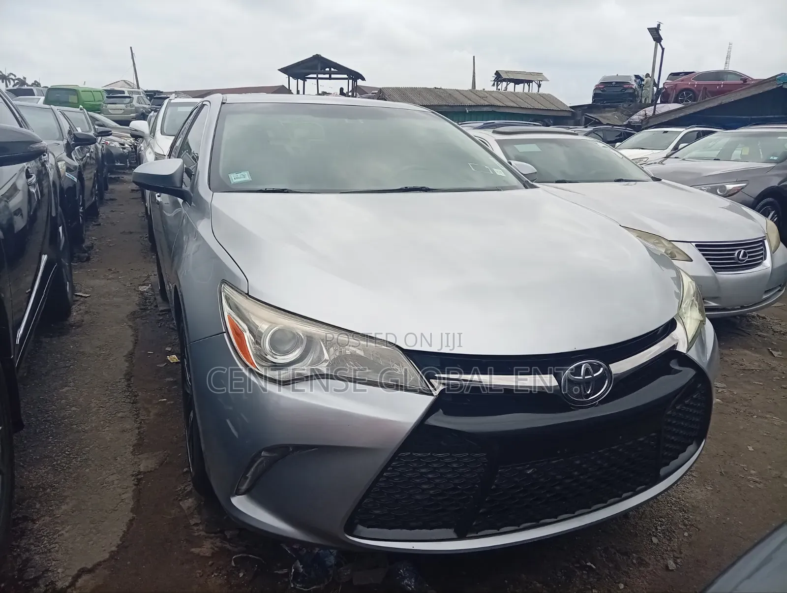 Toyota Camry 2016 Silver