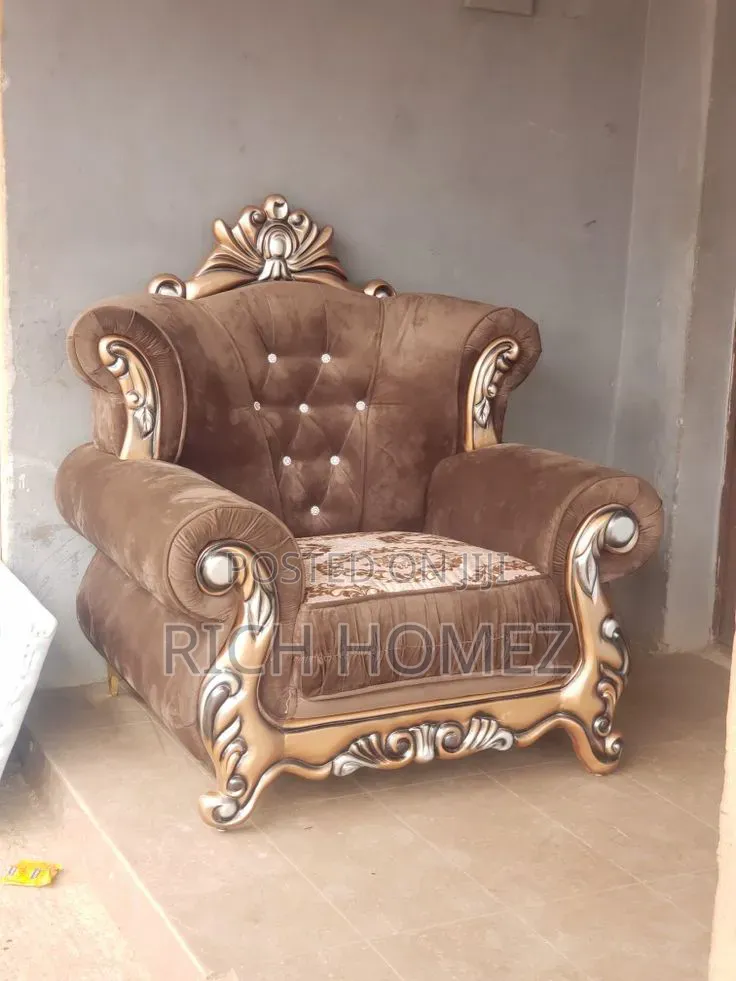 Luxury Living Room Chairs