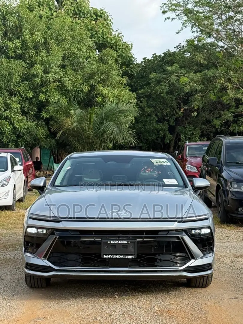 Hyundai Sonata 2025 Silver