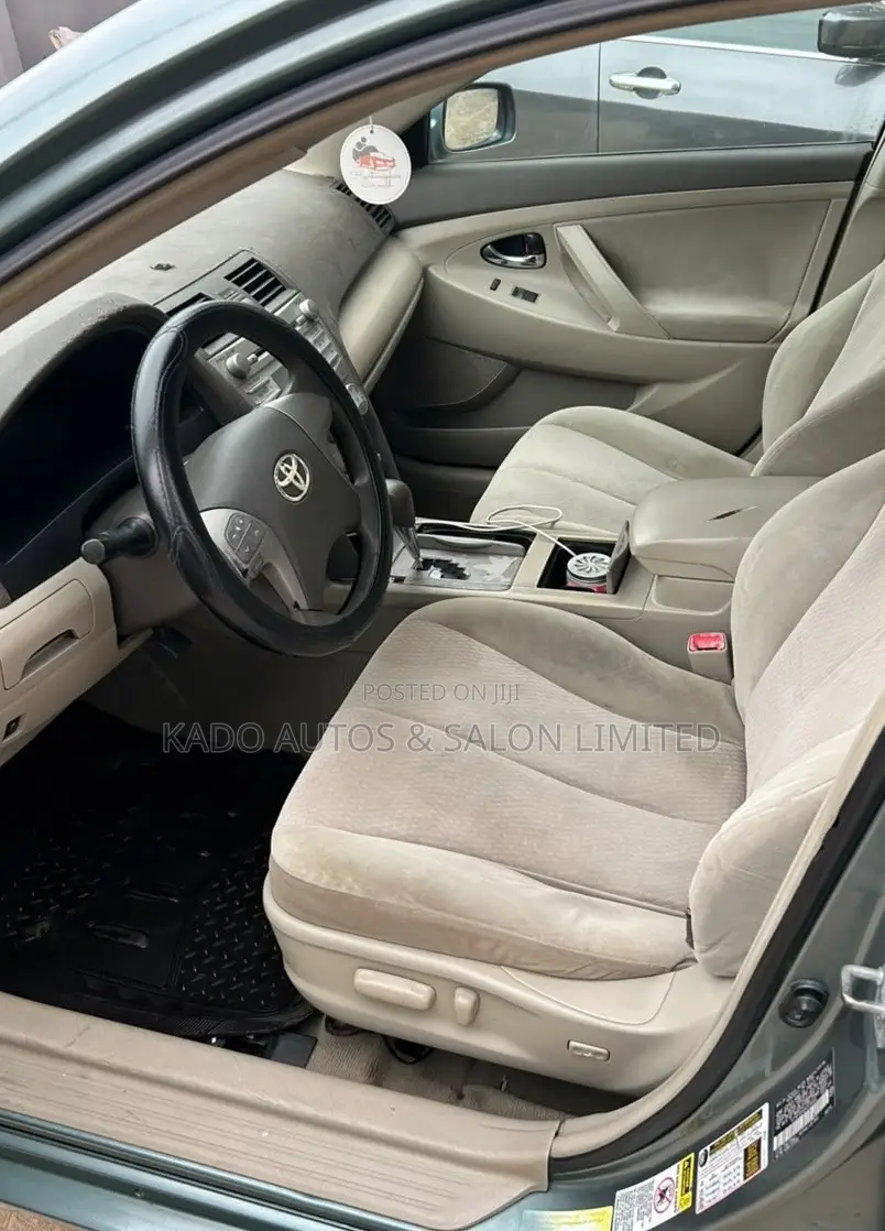 Toyota Camry 2011 Green
