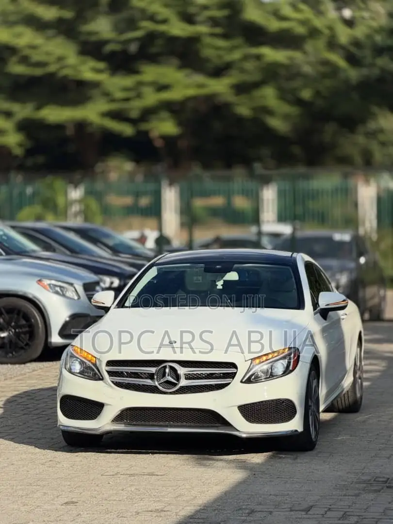 Mercedes-Benz C300 Base 4Matic Coupe AWD (2.0L 4cyl 7A) 2017 White