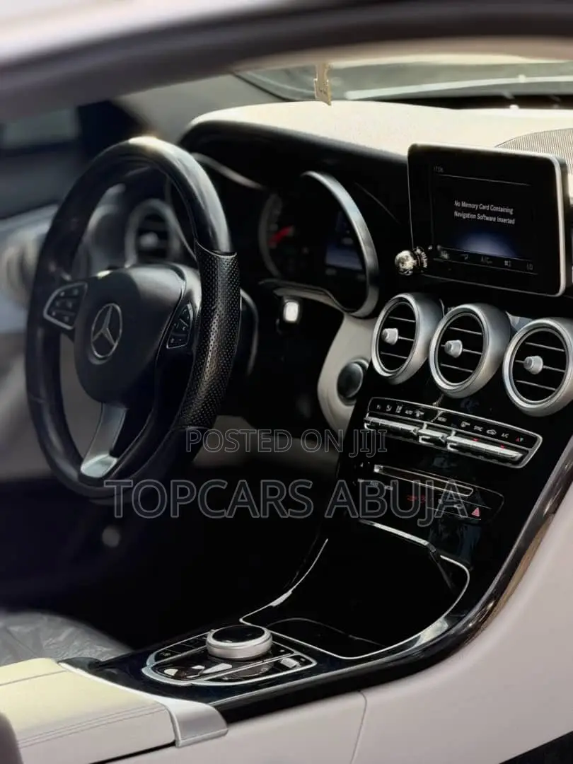 Mercedes-Benz C300 Base 4Matic Coupe AWD (2.0L 4cyl 7A) 2017 White