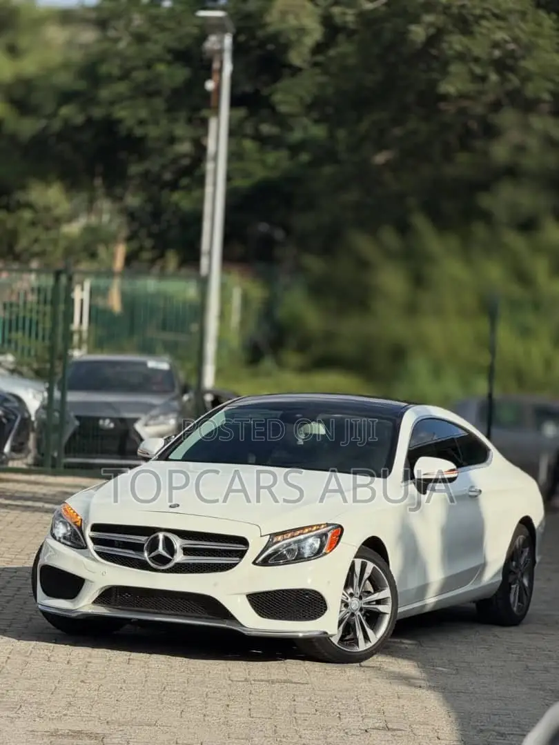 Mercedes-Benz C300 Base 4Matic Coupe AWD (2.0L 4cyl 7A) 2017 White