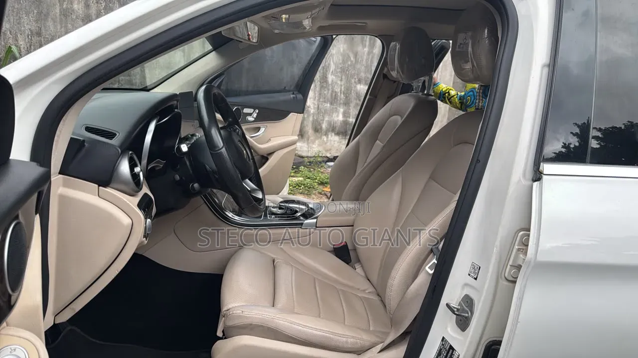 Mercedes-Benz GLC-Class 2017 White