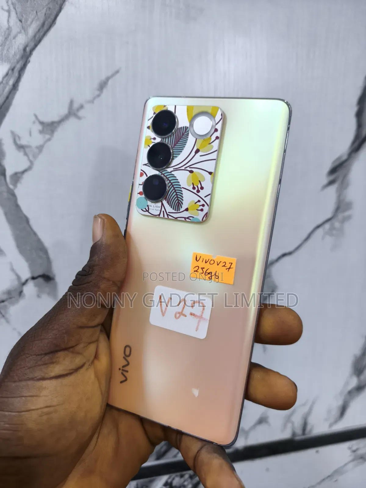 Vivo V27 5G 256 GB