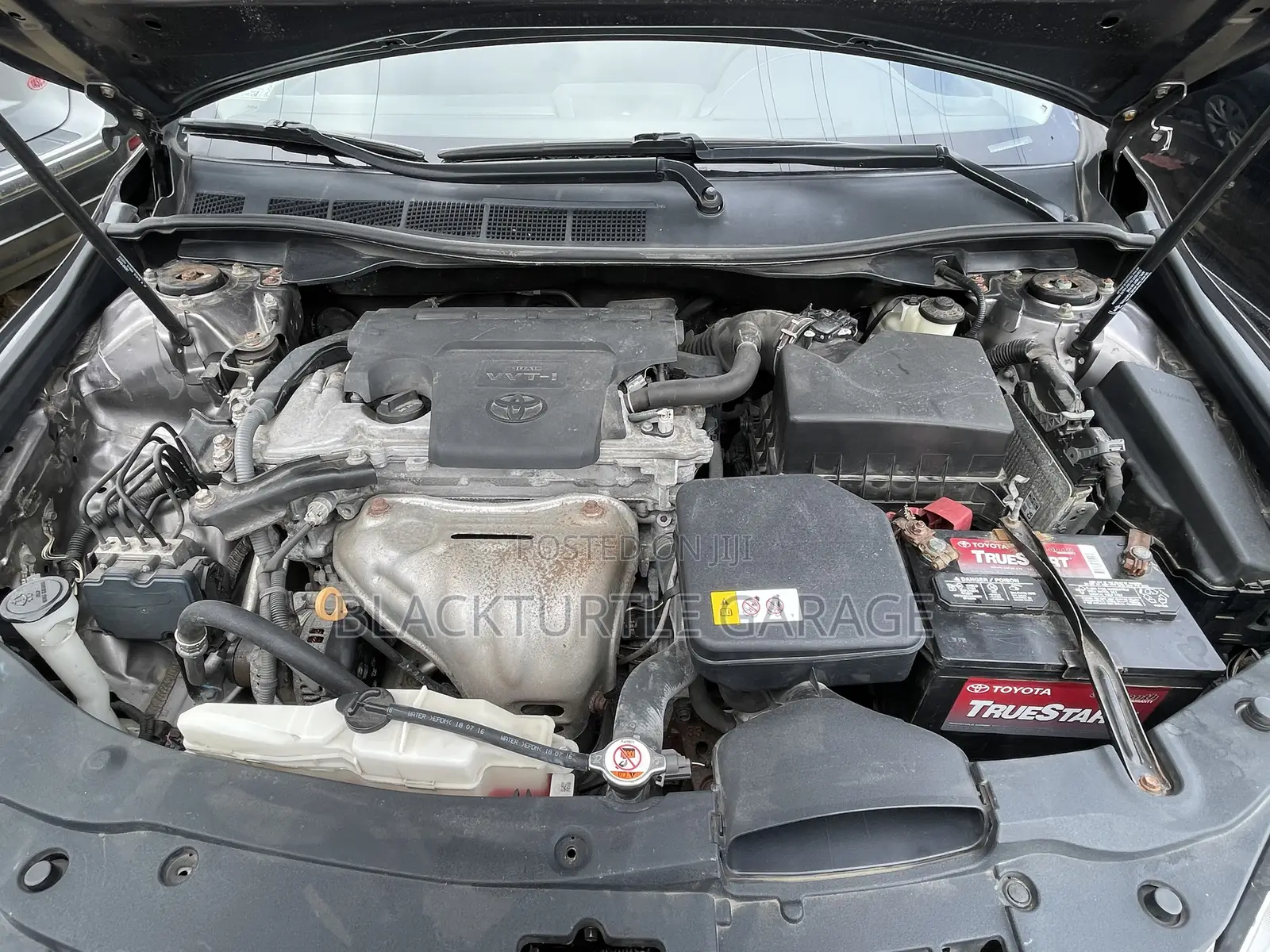 Toyota Camry 2016 Gray