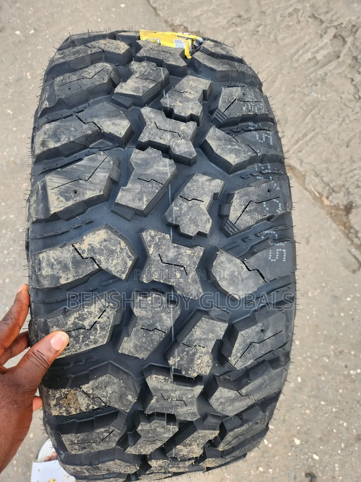 33/12.50r20 LT Offroad Original