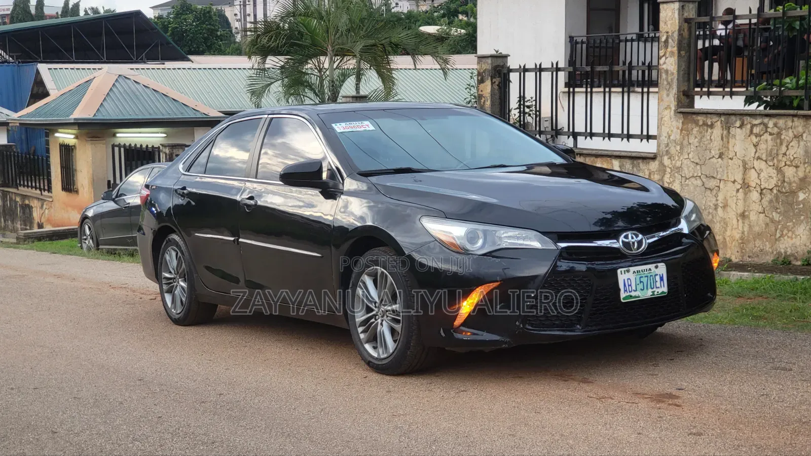 Toyota Camry 2016 Black