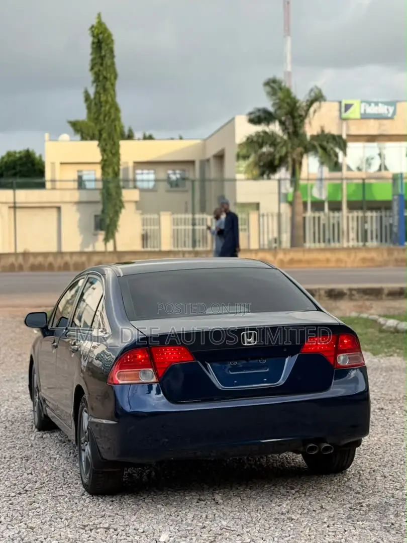 Honda Civic 2007 Blue