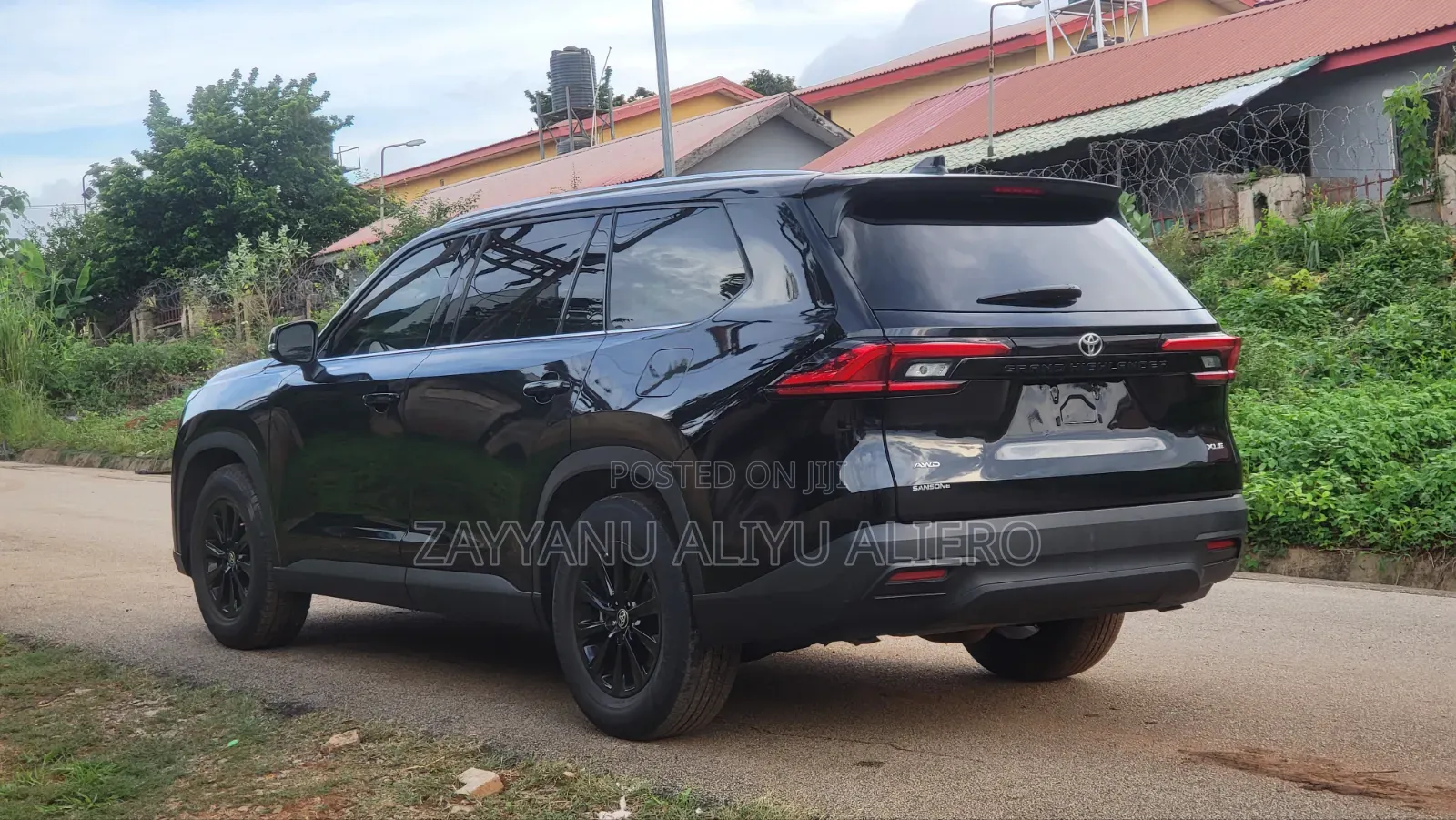 Toyota Highlander 2024 Black